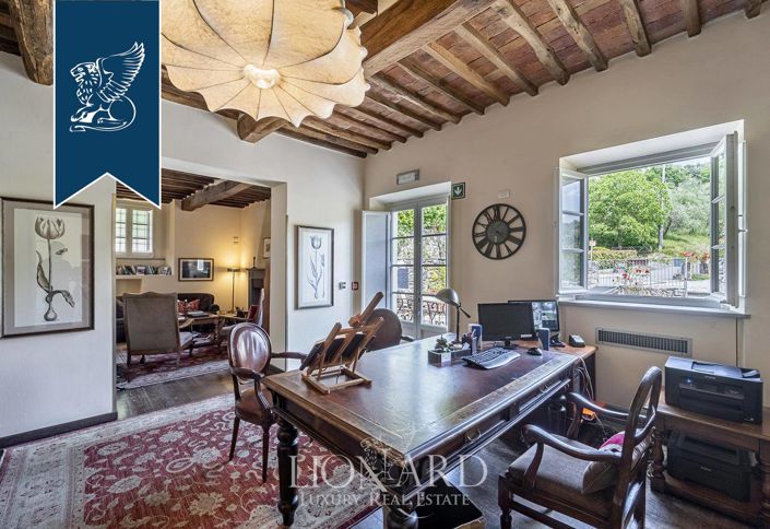 Image No.17-11 Bed Hotel for sale