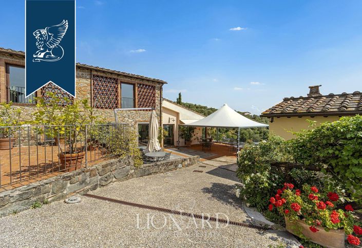 Image No.8-11 Bed Hotel for sale