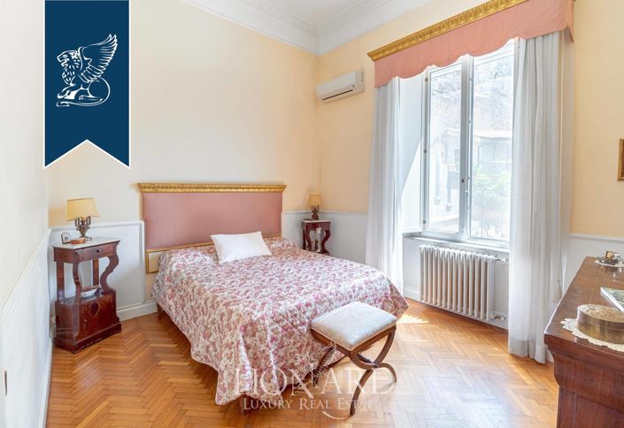 Image No.16-Villa de 4 chambres à vendre à Naples