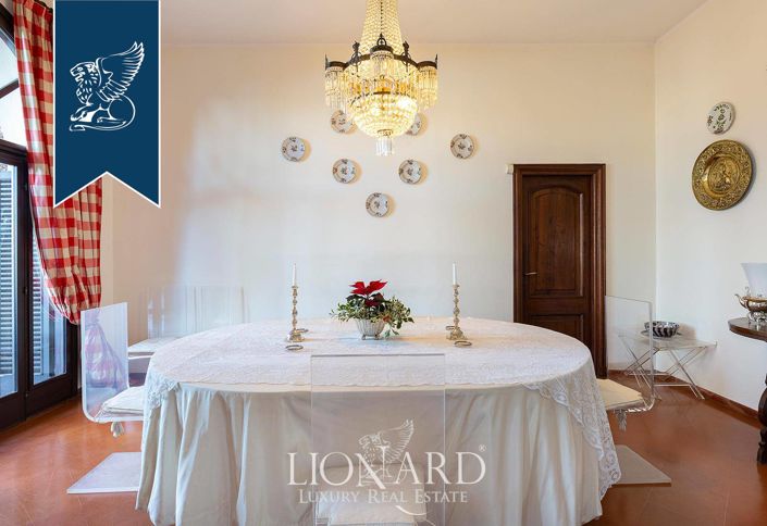 Image No.15-Villa de 9 chambres à vendre à Castelletto sopra Ticino