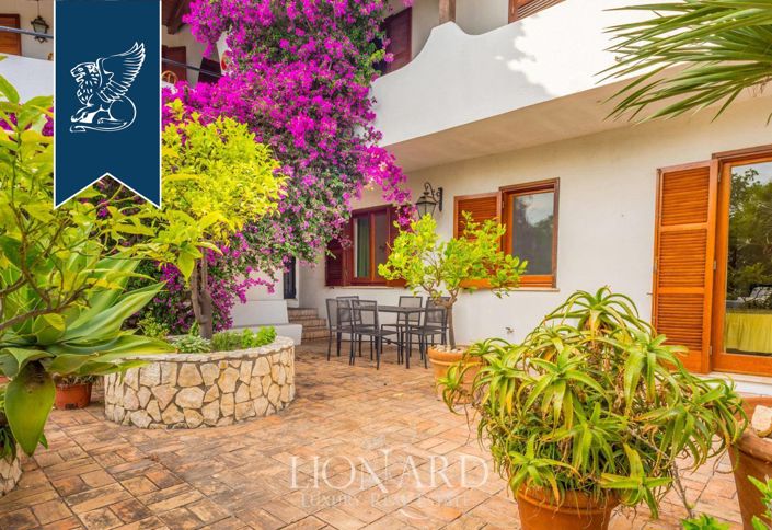 Image No.6-Villa de 10 chambres à vendre à San Felice Circeo