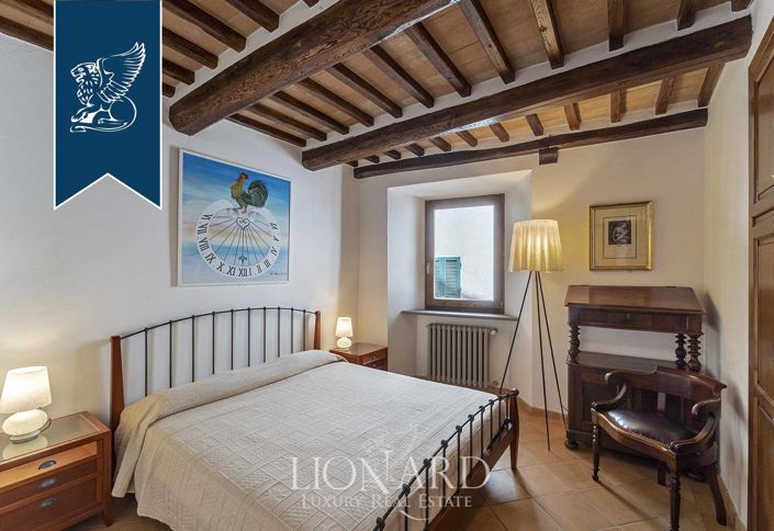 Image No.20-4 Bed Apartment for sale