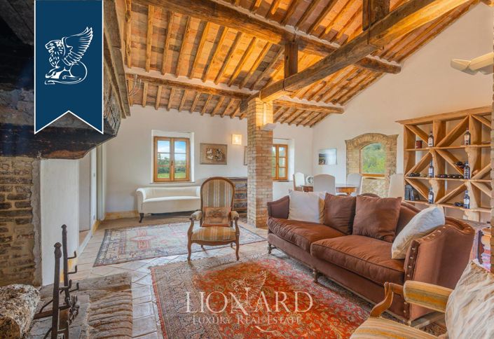 Image No.10-Ferme de 5 chambres à vendre à Montalcino