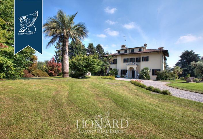 Image No.2-7 Bed Villa for sale