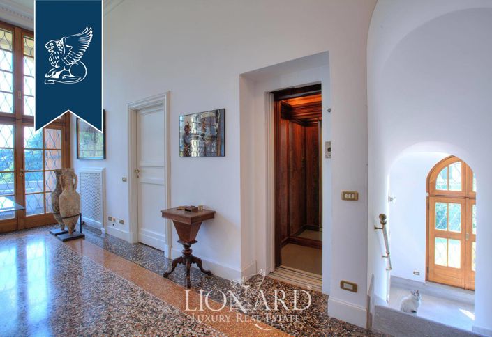 Image No.27-7 Bed Villa for sale