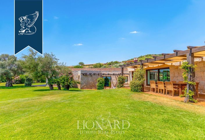 Image No.12-7 Bed Villa for sale