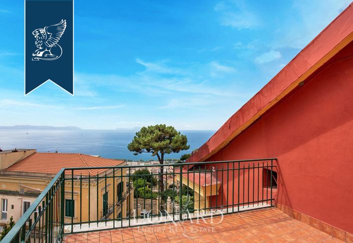 Image No.10-Villa de 6 chambres à vendre à Naples