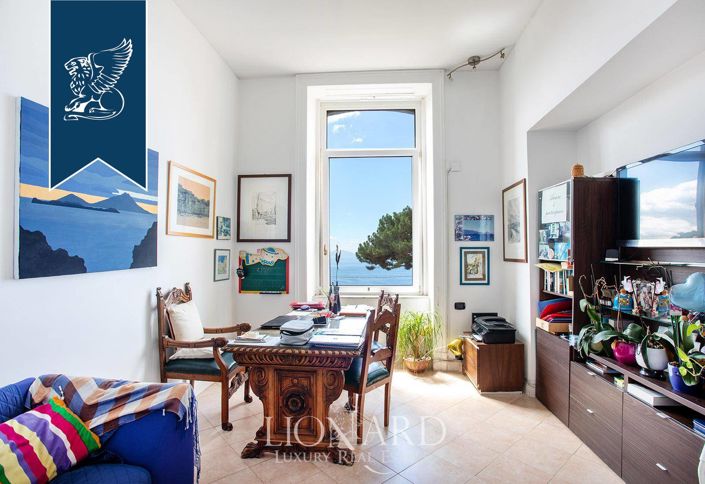 Image No.19-Villa de 6 chambres à vendre à Naples