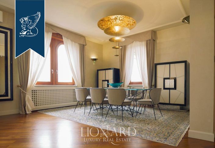 Image No.19-6 Bed Villa for sale