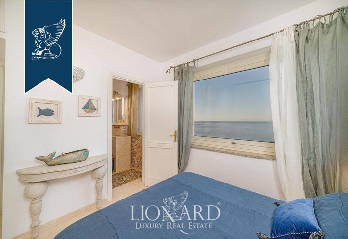 Image No.51-13 Bed Villa for sale