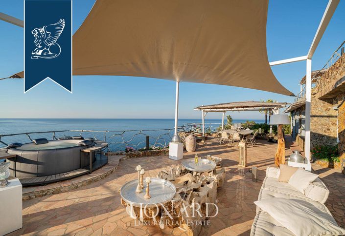 Image No.56-13 Bed Villa for sale