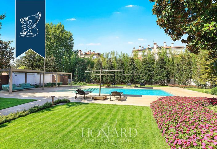 Image No.4-4 Bed Villa for sale