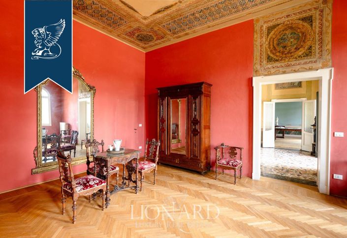 Image No.12-11 Bed Villa for sale