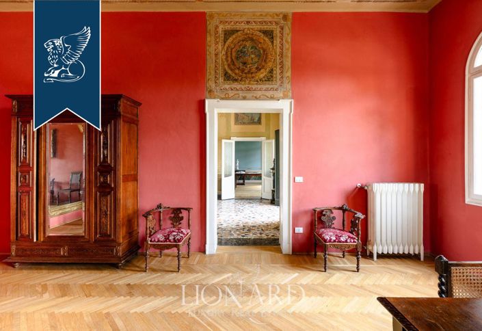 Image No.13-11 Bed Villa for sale