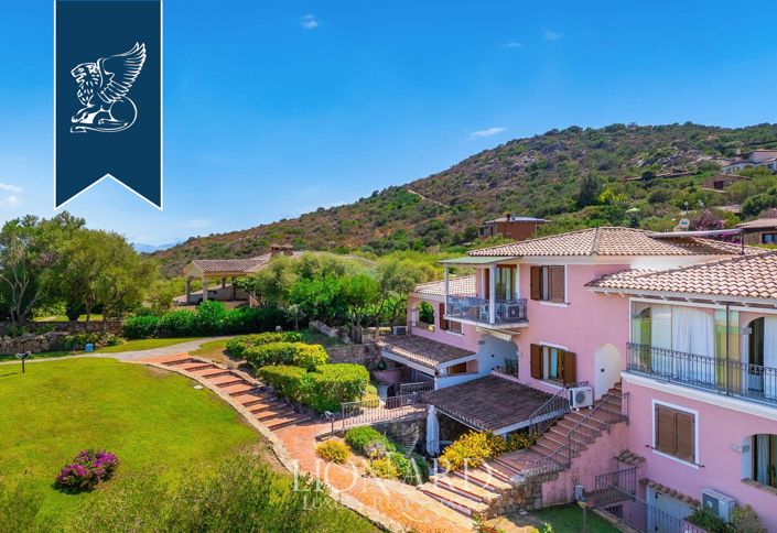 Image No.3-16 Bed Villa for sale