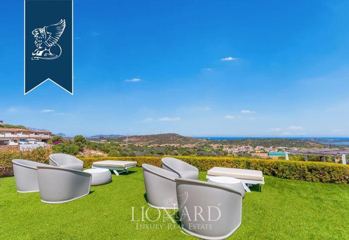 Image No.9-16 Bed Villa for sale