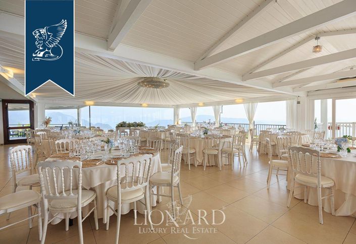 Image No.14-Villa for sale