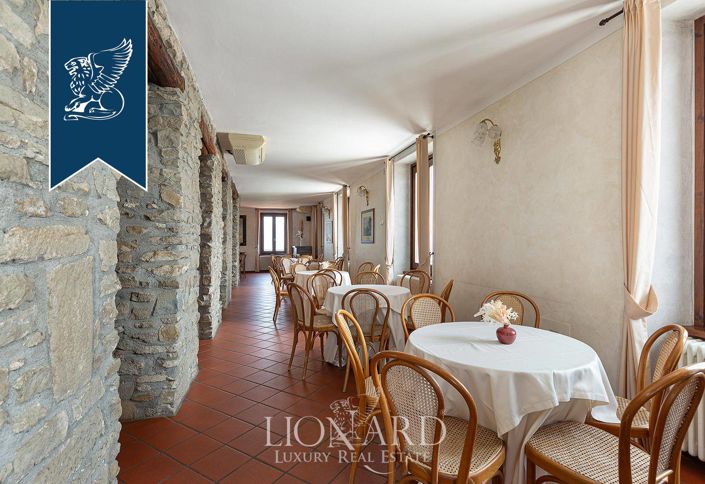 Image No.19-Villa for sale