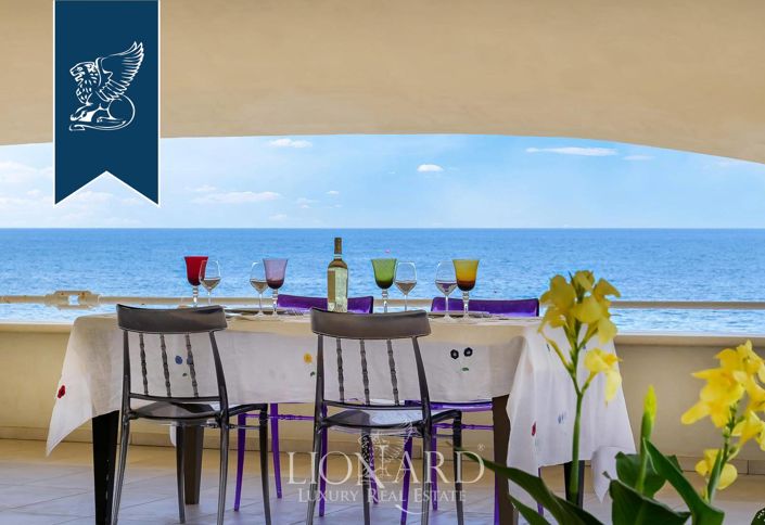 Image No.13-3 Bed Villa for sale