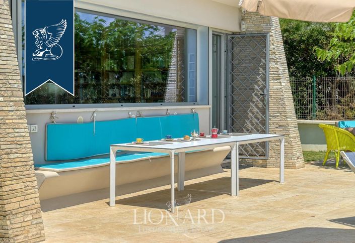 Image No.16-3 Bed Villa for sale