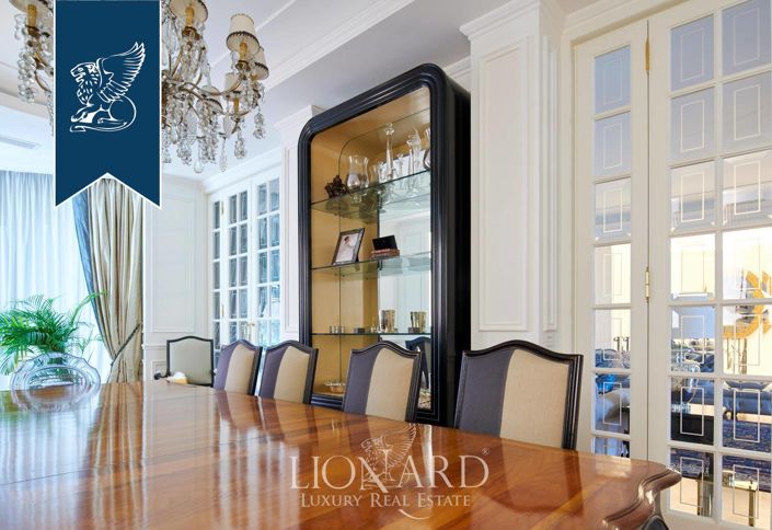 Image No.18-5 Bed Apartment for sale