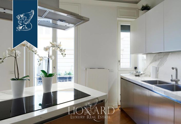 Image No.19-5 Bed Apartment for sale