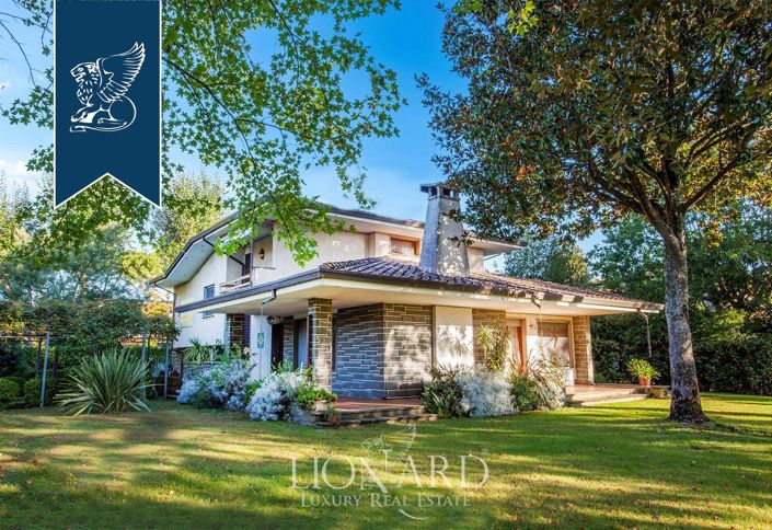 Image No.2-4 Bed Villa for sale