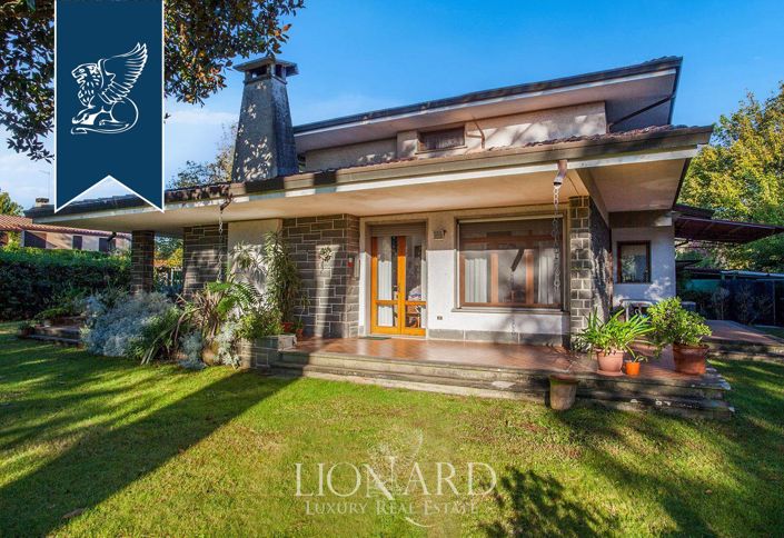 Image No.5-4 Bed Villa for sale