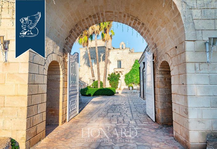 Image No.11-Ferme de 8 chambres à vendre à Francavilla Fontana