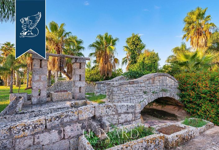 Image No.15-Ferme de 8 chambres à vendre à Francavilla Fontana