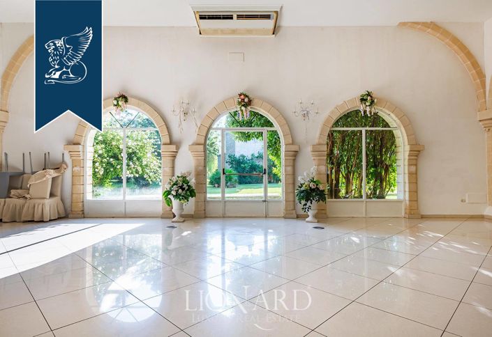 Image No.18-Ferme de 8 chambres à vendre à Francavilla Fontana