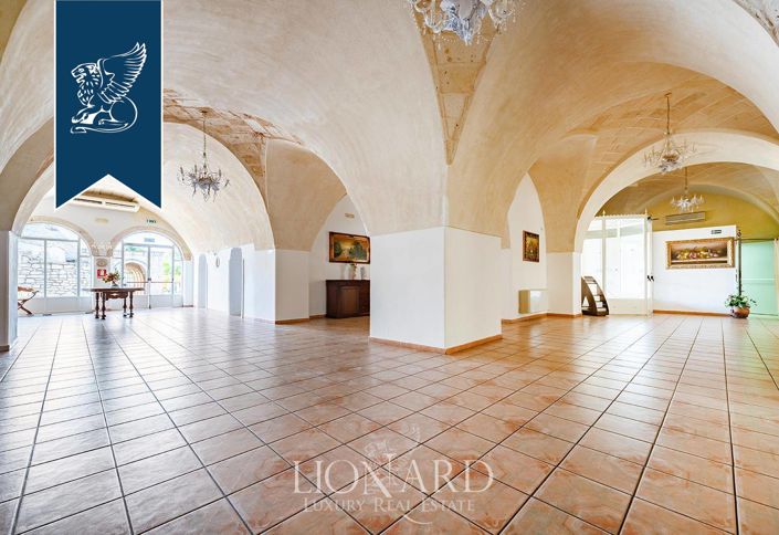 Image No.19-Ferme de 8 chambres à vendre à Francavilla Fontana