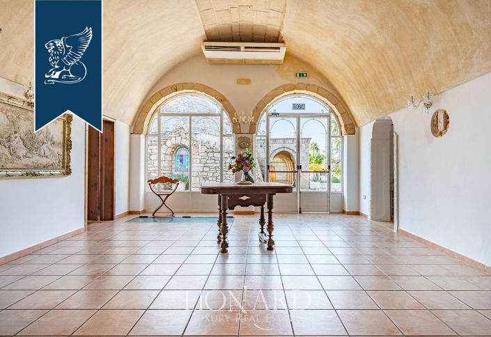 Image No.20-Ferme de 8 chambres à vendre à Francavilla Fontana