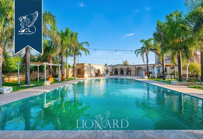 Image No.4-Ferme de 8 chambres à vendre à Francavilla Fontana