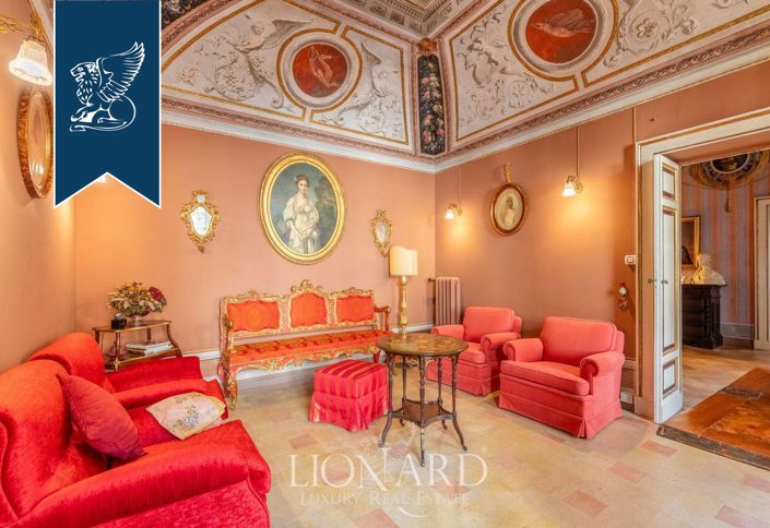 Image No.12-6 Bed Apartment for sale