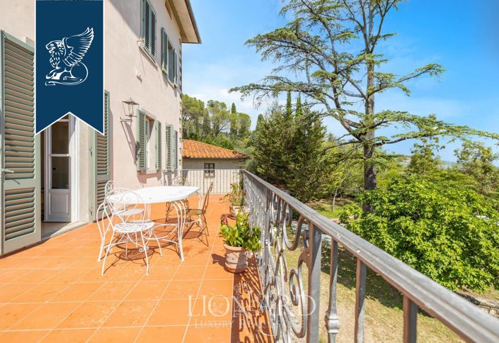 Image No.7-14 Bed Villa for sale