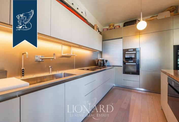 Image No.10-4 Bed Apartment for sale