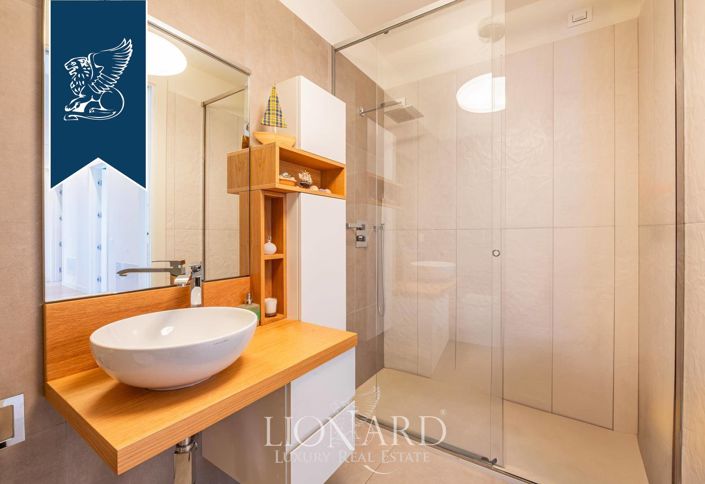 Image No.17-4 Bed Apartment for sale