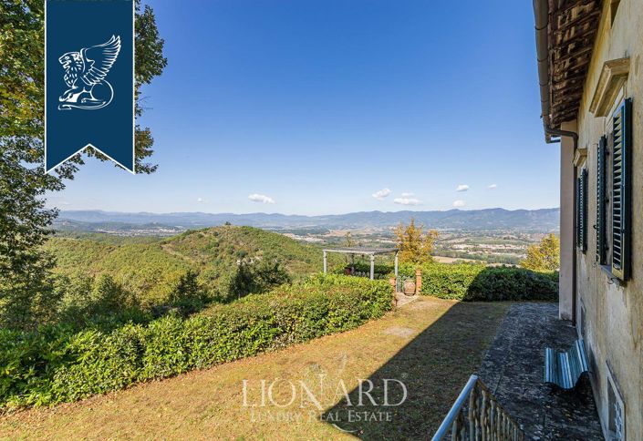 Image No.17-7 Bed Villa for sale