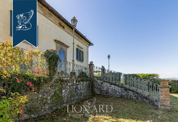 Image No.2-7 Bed Villa for sale