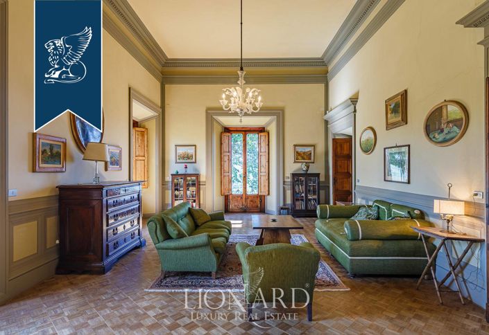 Image No.42-7 Bed Villa for sale