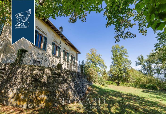 Image No.7-7 Bed Villa for sale