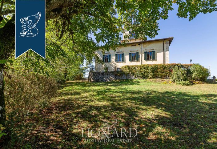 Image No.8-7 Bed Villa for sale