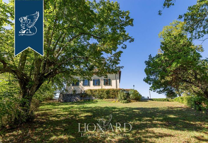 Image No.9-7 Bed Villa for sale