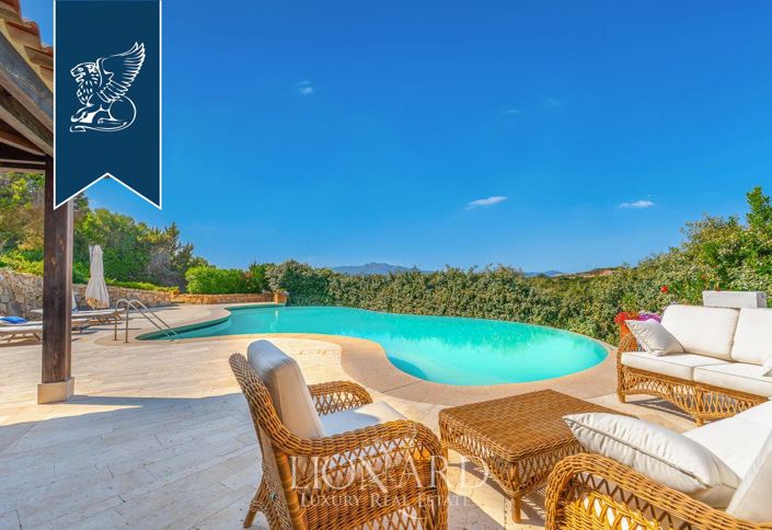 Image No.12-6 Bed Villa for sale