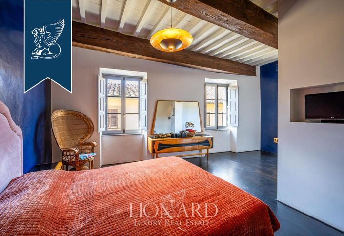 Image No.14-4 Bed Property for sale