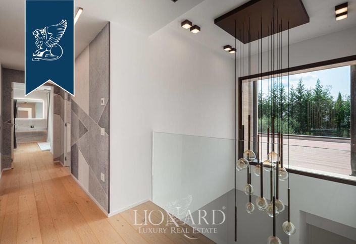 Image No.17-3 Bed Villa for sale