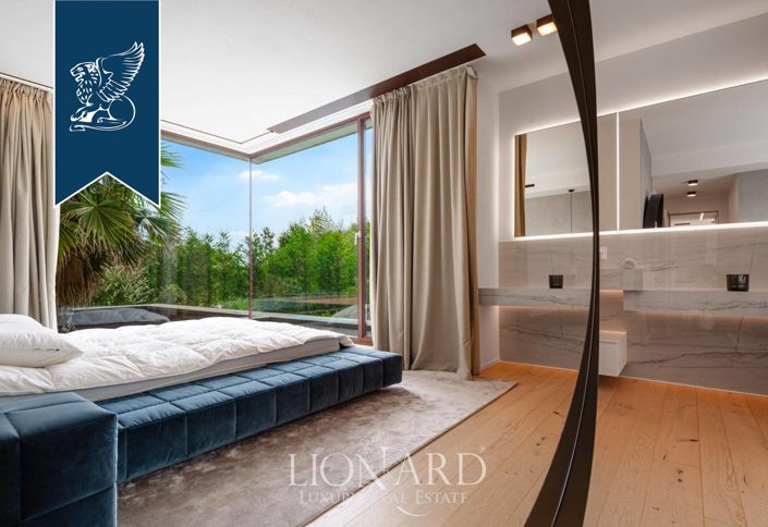 Image No.18-3 Bed Villa for sale