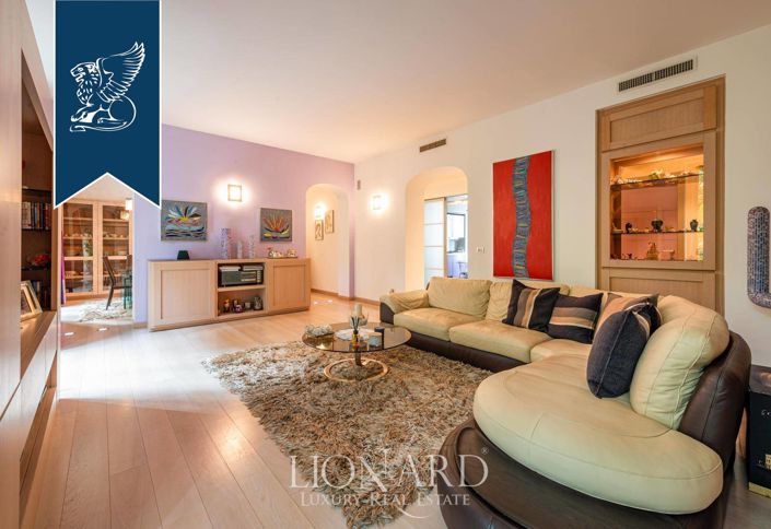 Image No.2-4 Bed Apartment for sale