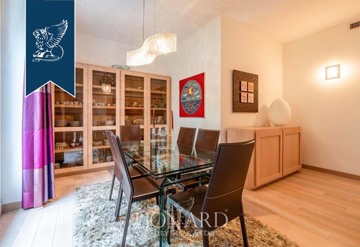 Image No.4-4 Bed Apartment for sale